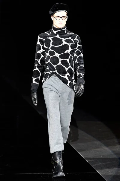 Look 9